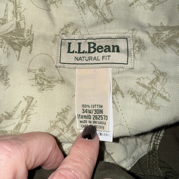 LLBean Sz 34x30 Natural Fit Cargo Pants Cabincore Outdoor Heritage Classic - Picture 12 of 12
